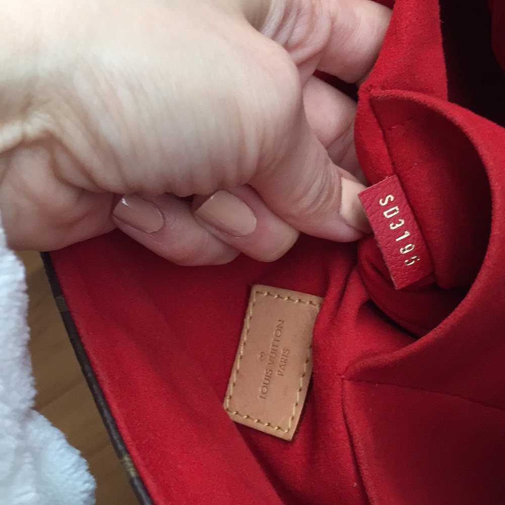 SOLD (Venmo) LV Limited Edition Gaia - Picture 6 of 8